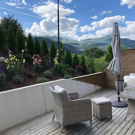 Moderne Og Sentral Med Koselig Og Privat Uteplass! Førde