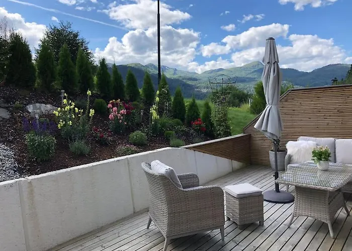 Moderne Og Sentral Med Koselig Og Privat Uteplass! Førde