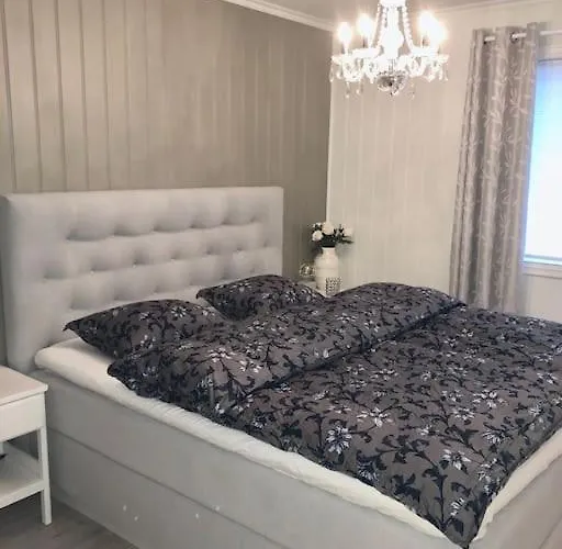 Apartmán Moderne Og Sentral Med Koselig Og Privat Uteplass! *